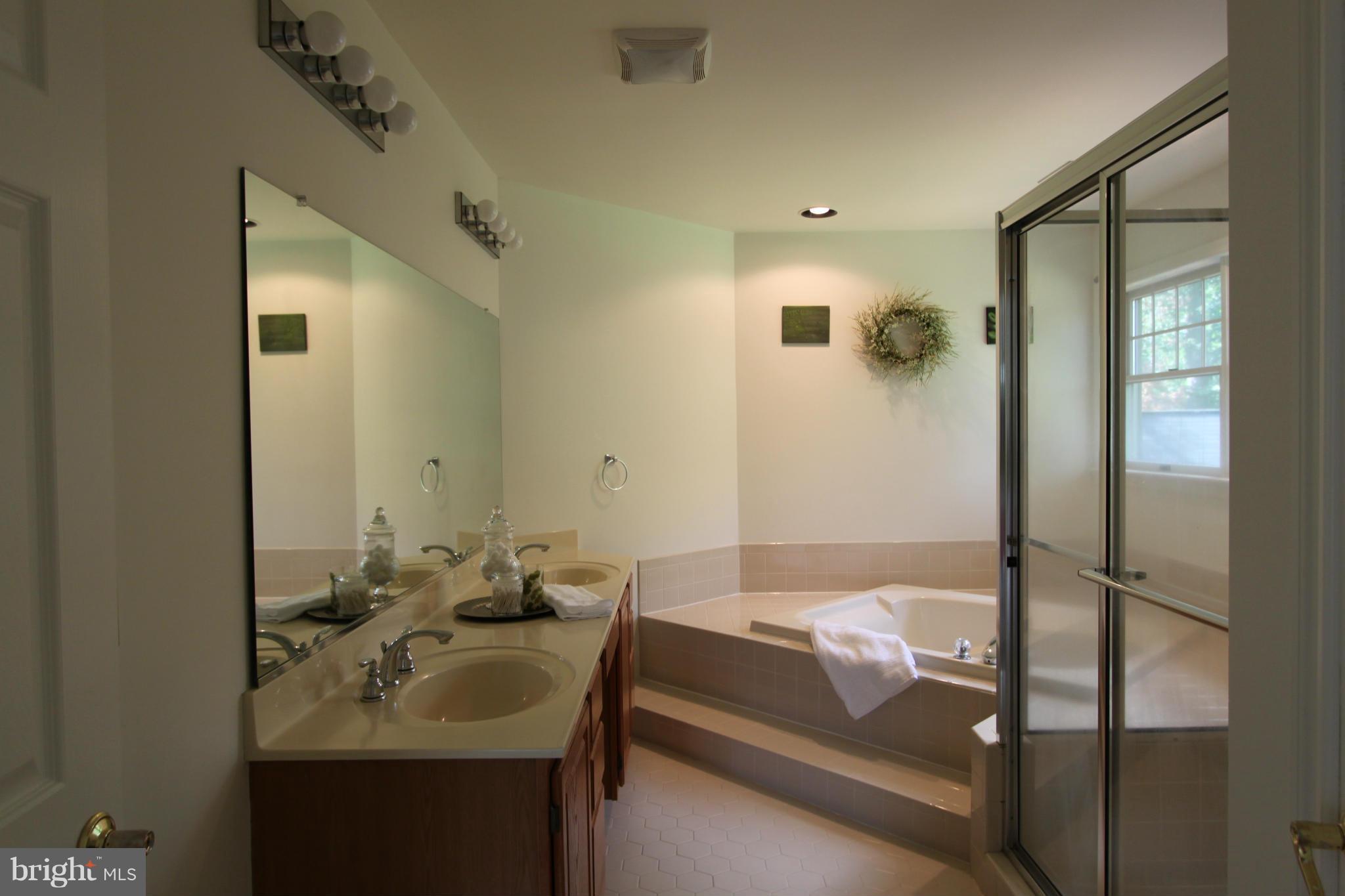 1657 Beulah Road Vienna, VA 22182 - Photo 20 of 30 Bath (Master)