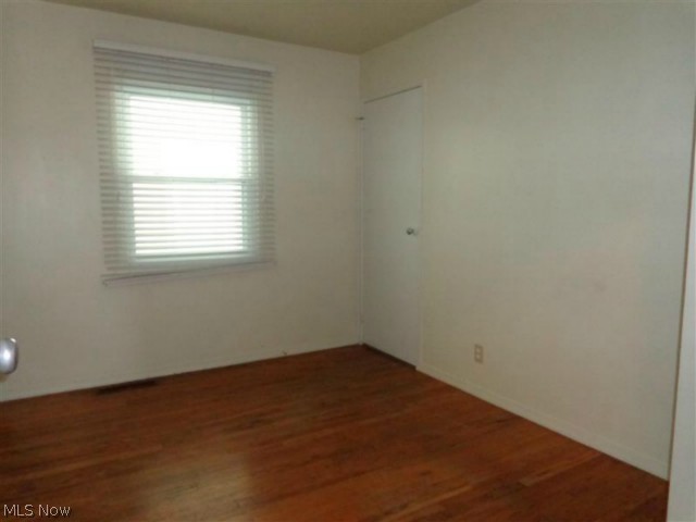 851 Middlebury Road Kent, OH 44240 - Photo 10 of 16 Master Bedroom with door out to another sunroom/laundry room
