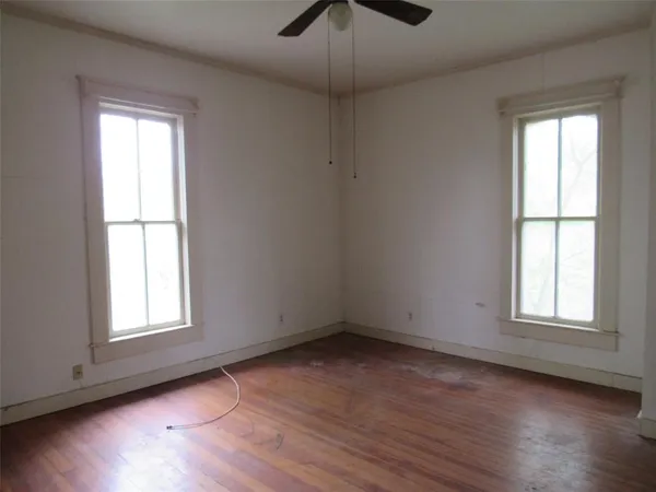 $149,900 | 311 Craig Street, Hillsboro, TX 76645
