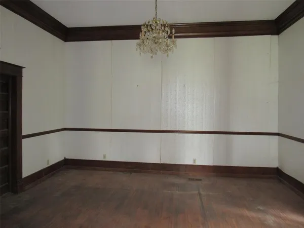 $149,900 | 311 Craig Street, Hillsboro, TX 76645