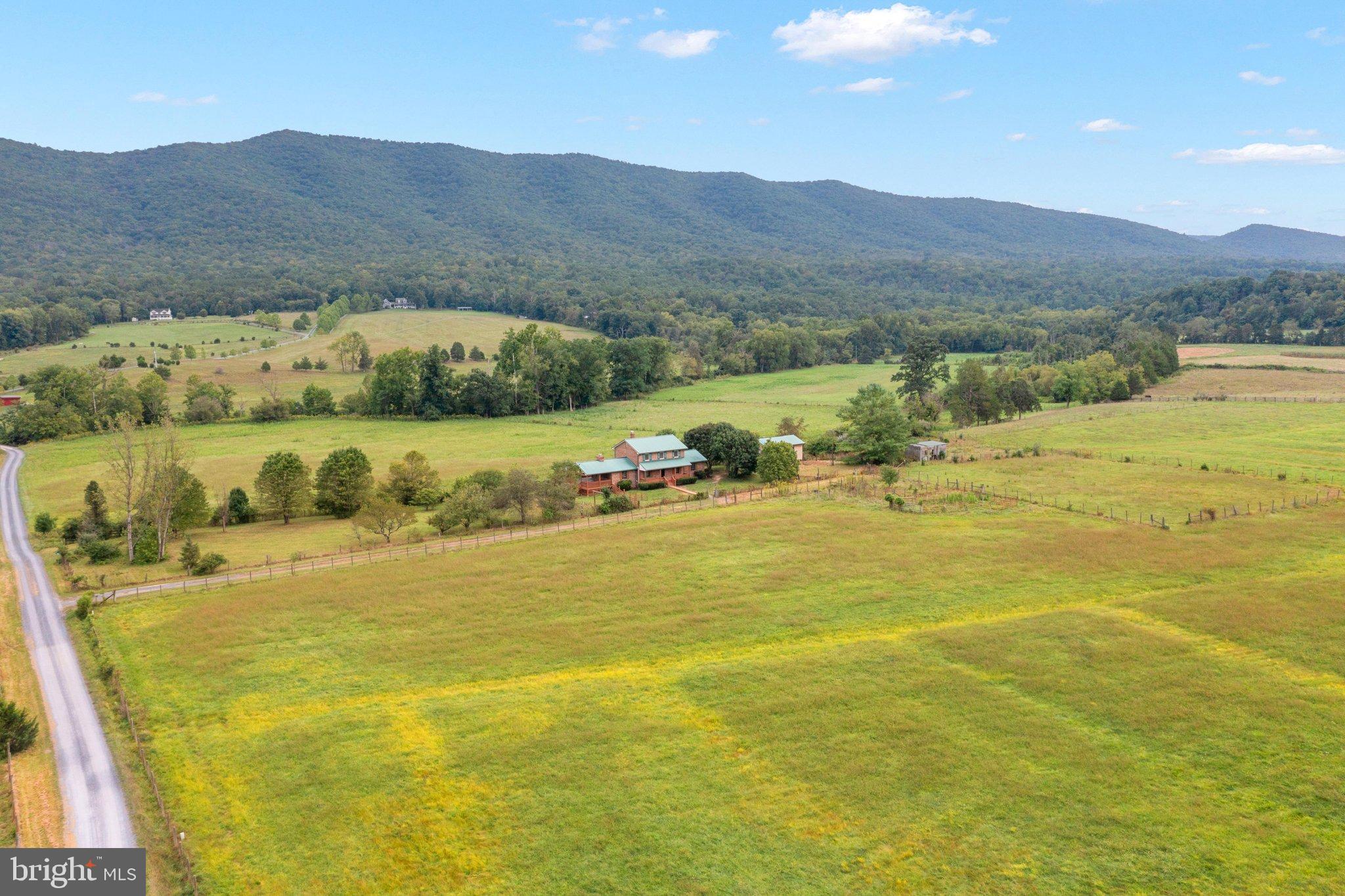 134 Spring Mountain Way Fort Valley, VA 22652 - Photo 14 of 69 Gallery Image 14