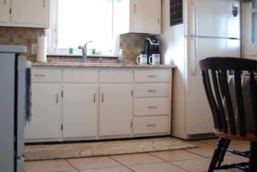 1634 Westover Road Chicopee, MA 01020 - Photo 8 of 26 Gallery Image 8