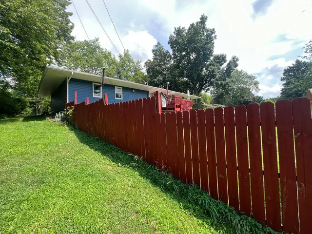 $277,500 | 1806 Barr Street, Hillsdale, MI 49242