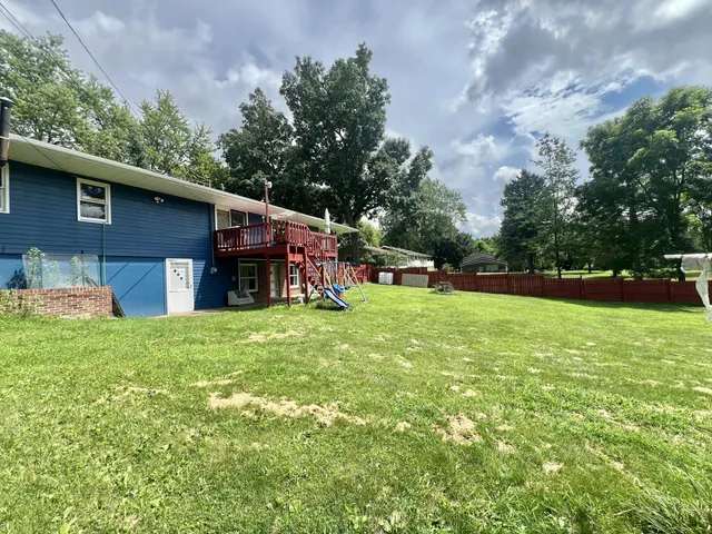 $277,500 | 1806 Barr Street, Hillsdale, MI 49242