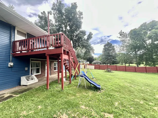 $277,500 | 1806 Barr Street, Hillsdale, MI 49242