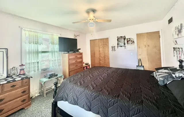 $277,500 | 1806 Barr Street, Hillsdale, MI 49242