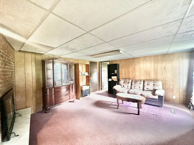 $277,500 | 1806 Barr Street, Hillsdale, MI 49242