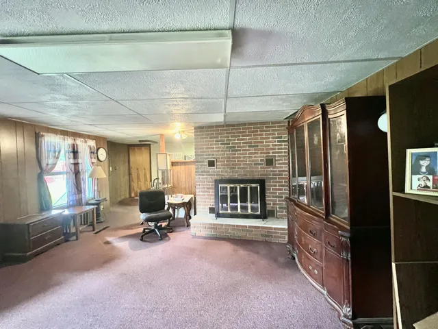 $277,500 | 1806 Barr Street, Hillsdale, MI 49242