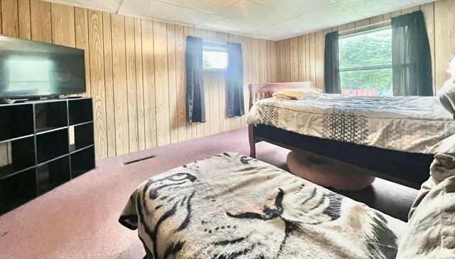 $277,500 | 1806 Barr Street, Hillsdale, MI 49242