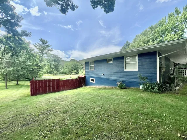 $277,500 | 1806 Barr Street, Hillsdale, MI 49242