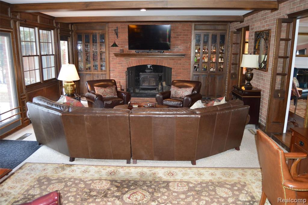 637 Middlesex Road Grosse Pointe Park, MI 48230 - Photo 11 of 44