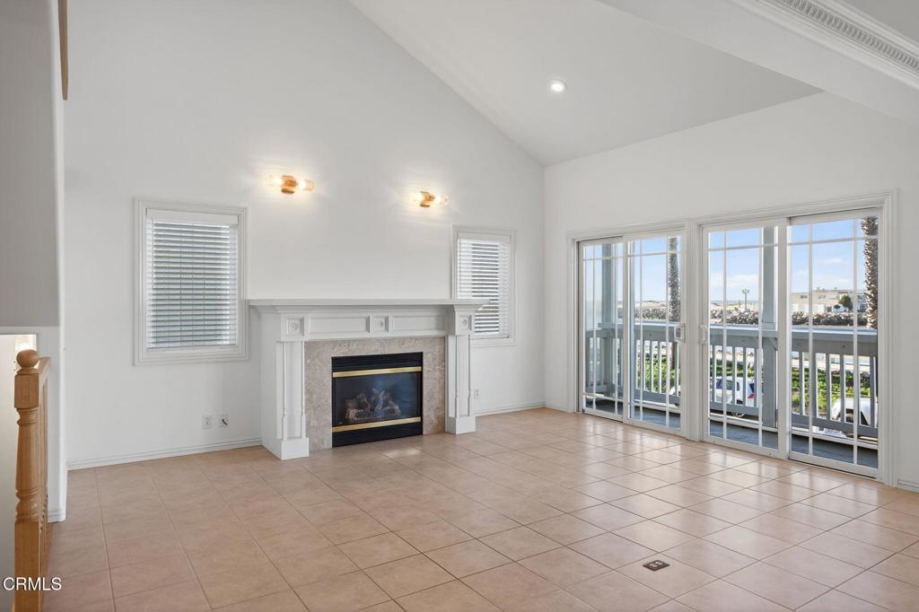 124 San Nicholas Avenue Oxnard, CA 93035 - Photo 14 of 58