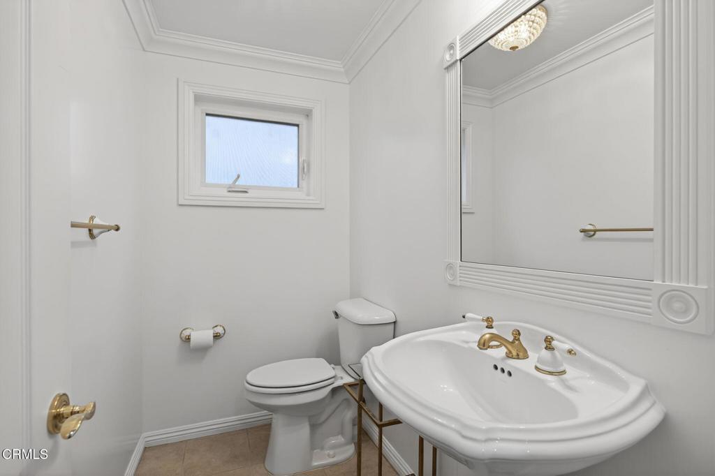 124 San Nicholas Avenue Oxnard, CA 93035 - Photo 25 of 58