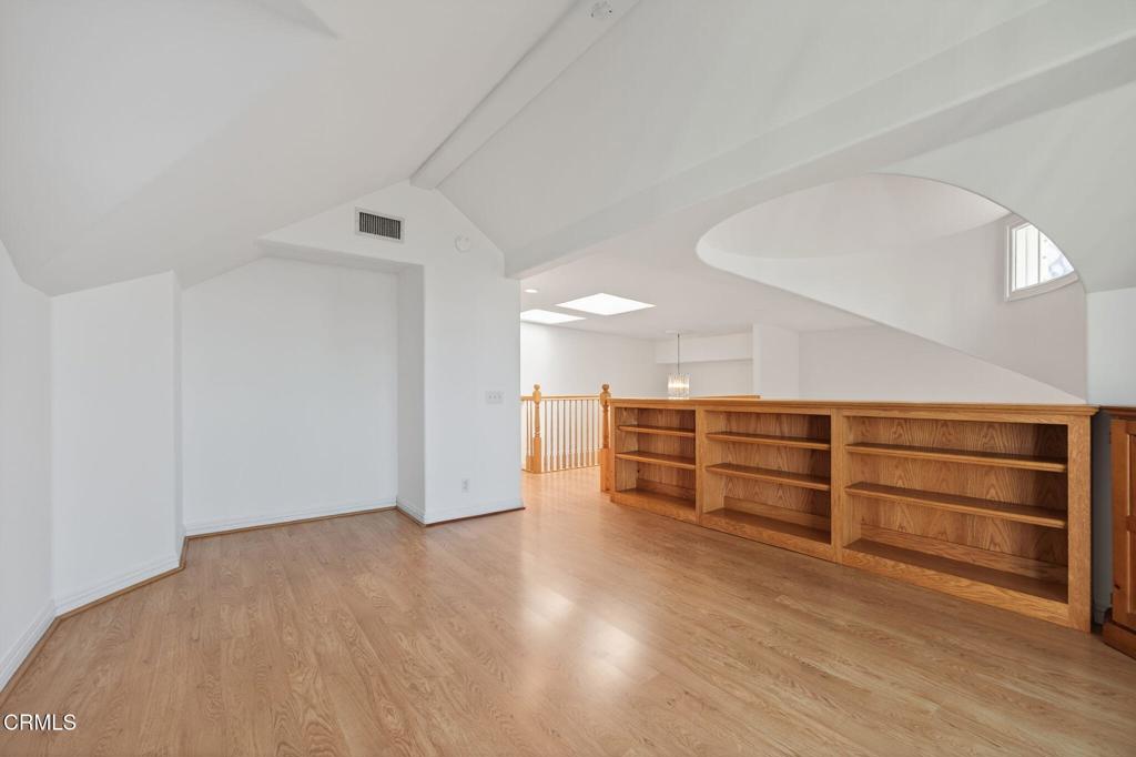 124 San Nicholas Avenue Oxnard, CA 93035 - Photo 32 of 58