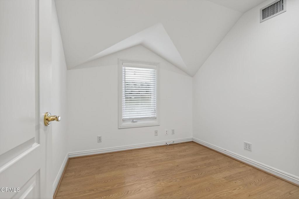 124 San Nicholas Avenue Oxnard, CA 93035 - Photo 34 of 58