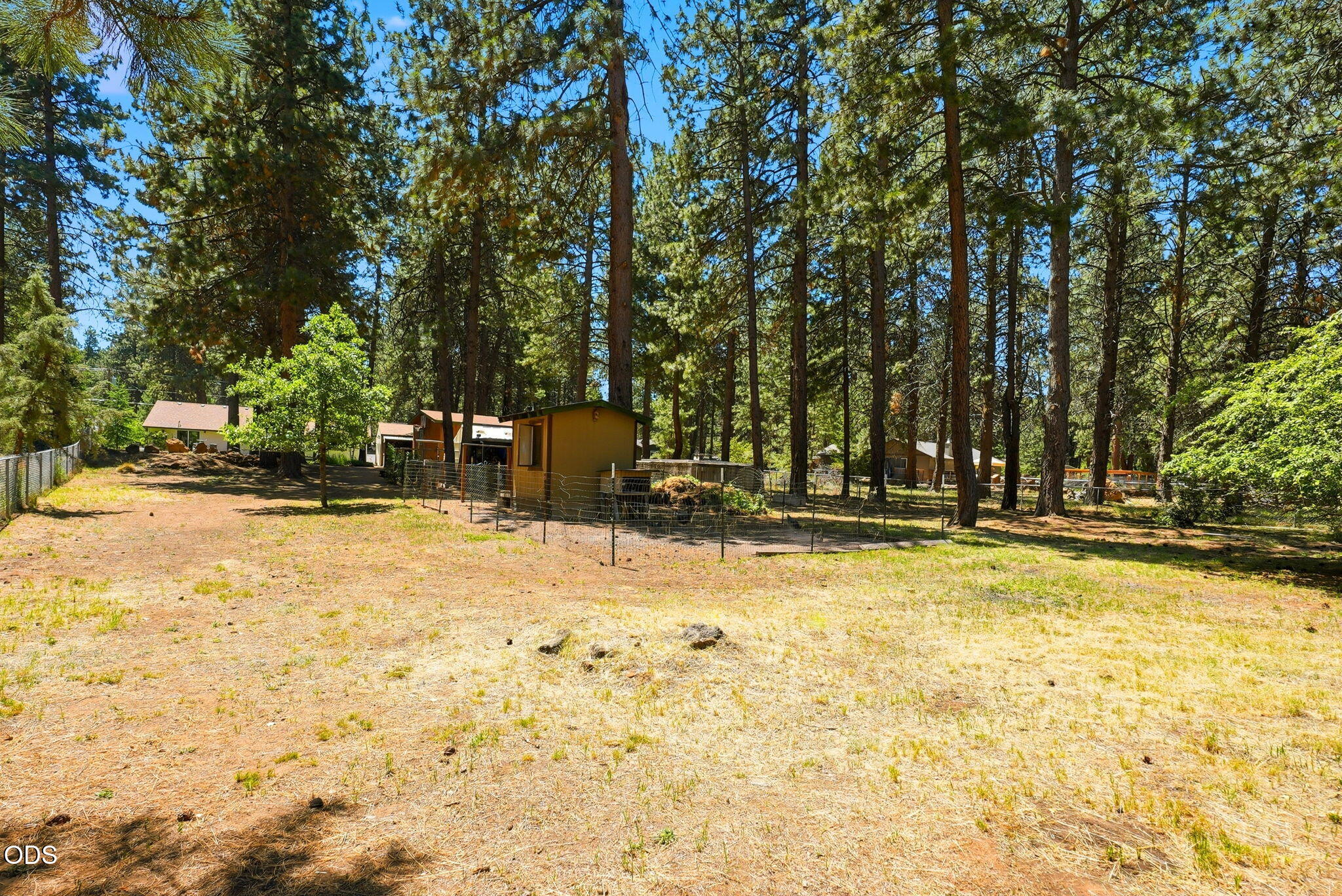 19184 Baker Road Bend, OR 97702 - Photo 32 of 57