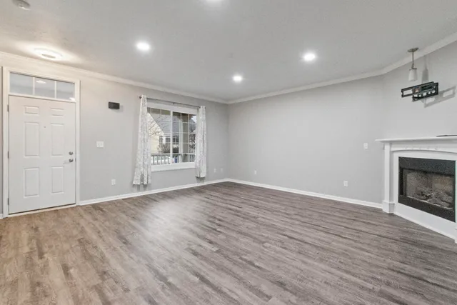 $315,000 | 322 Sherman Avenue, Chesterton, IN 46304