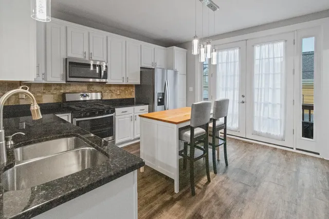 $315,000 | 322 Sherman Avenue, Chesterton, IN 46304