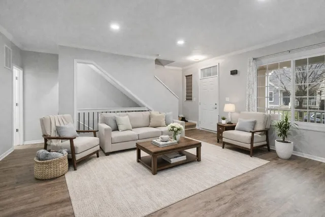 $315,000 | 322 Sherman Avenue, Chesterton, IN 46304