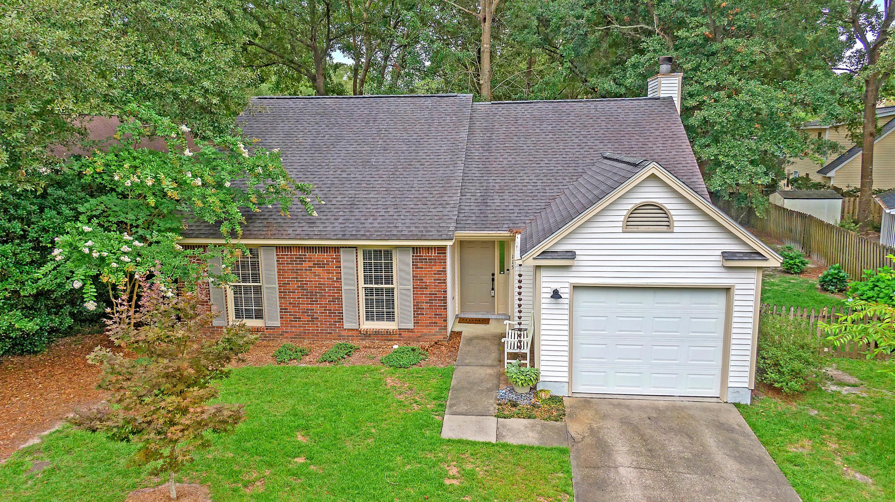 115 Commons Way Goose Creek, SC 29445 - Photo 4 of 37 CREM_115 Commons Way_023