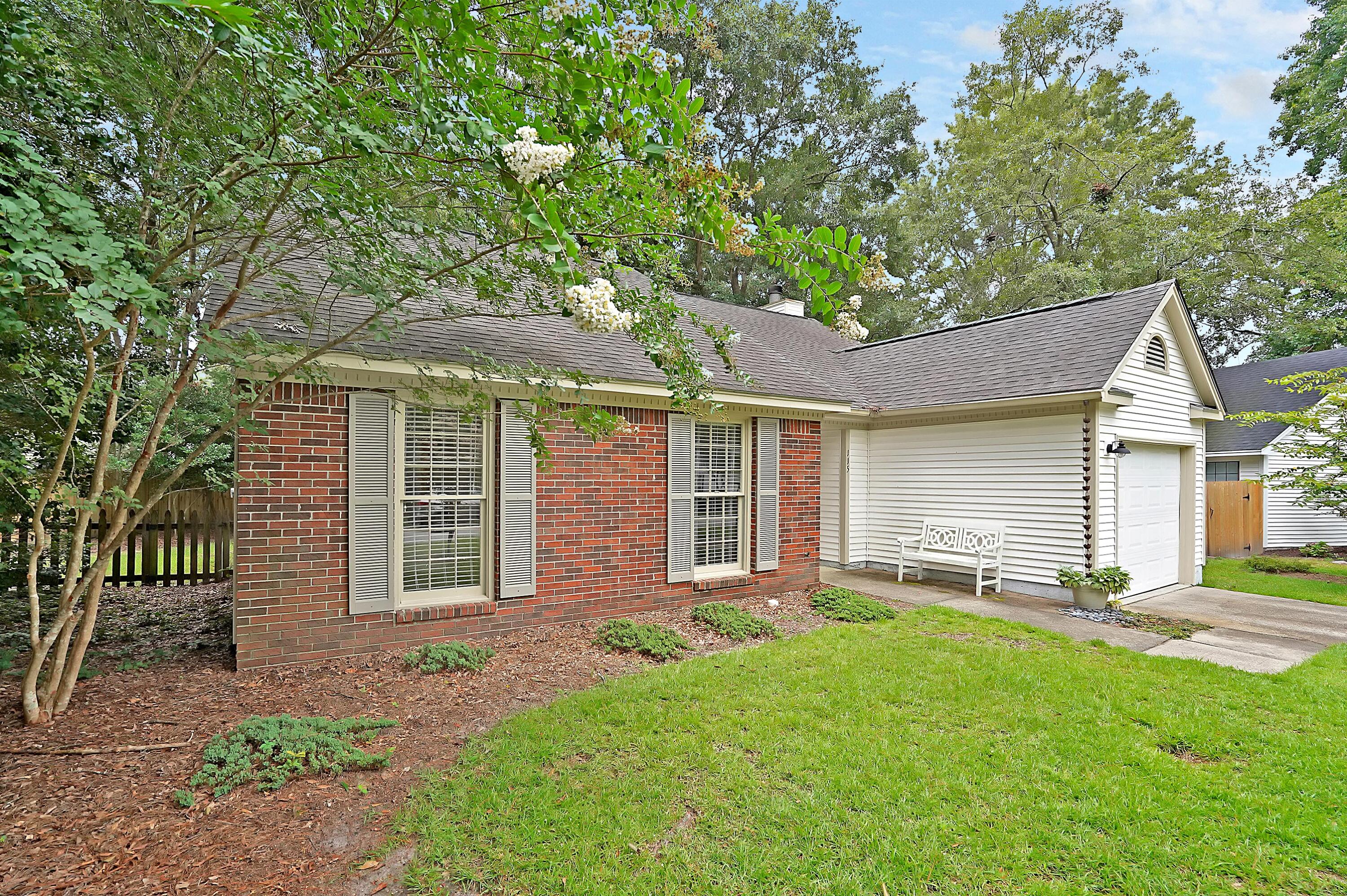 115 Commons Way Goose Creek, SC 29445 - Photo 6 of 37 CREM_115 Commons Way_026