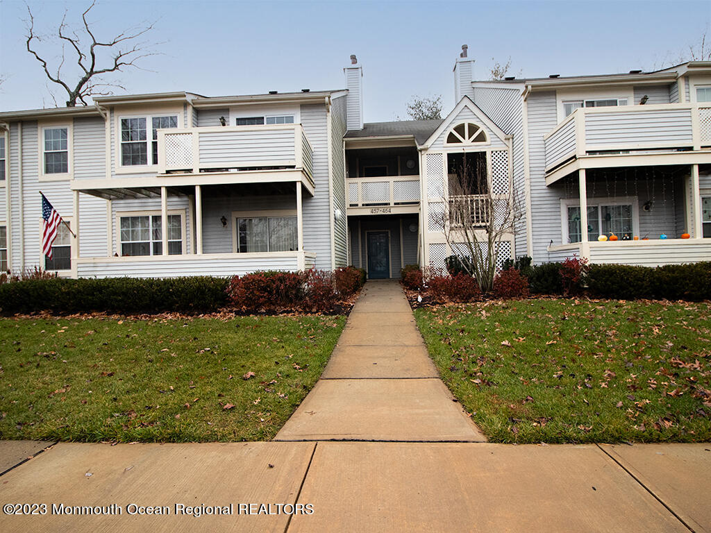 459 Magnolia Court Howell, NJ 07731 - Photo 1 of 22 a front view of a house with a yard
