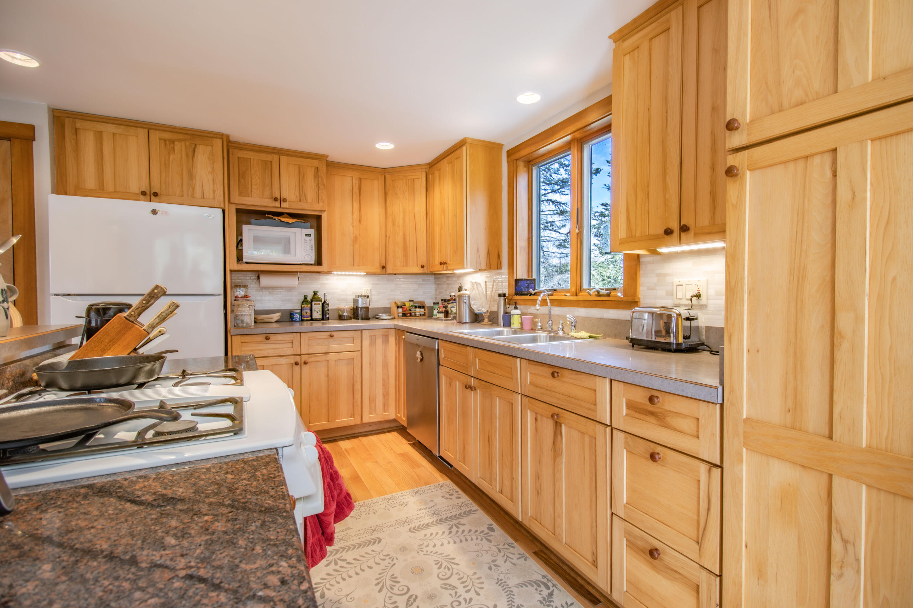 2833 North Union Road Union, ME 04862 - Photo 13 of 46 Kitchen 1