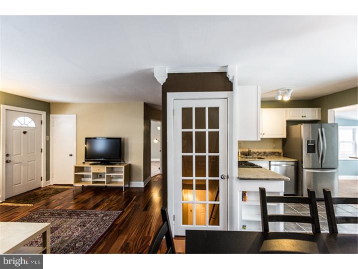 53 Eastwood Road Berwyn, PA 19312 - Photo 4 of 25 Gallery Image 4