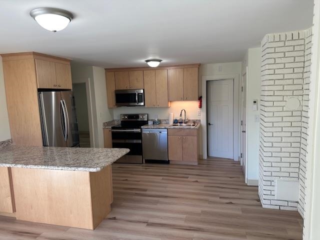 32 Ladds Lane, Unit 1 Epping, NH 03042 - Photo 3 of 10