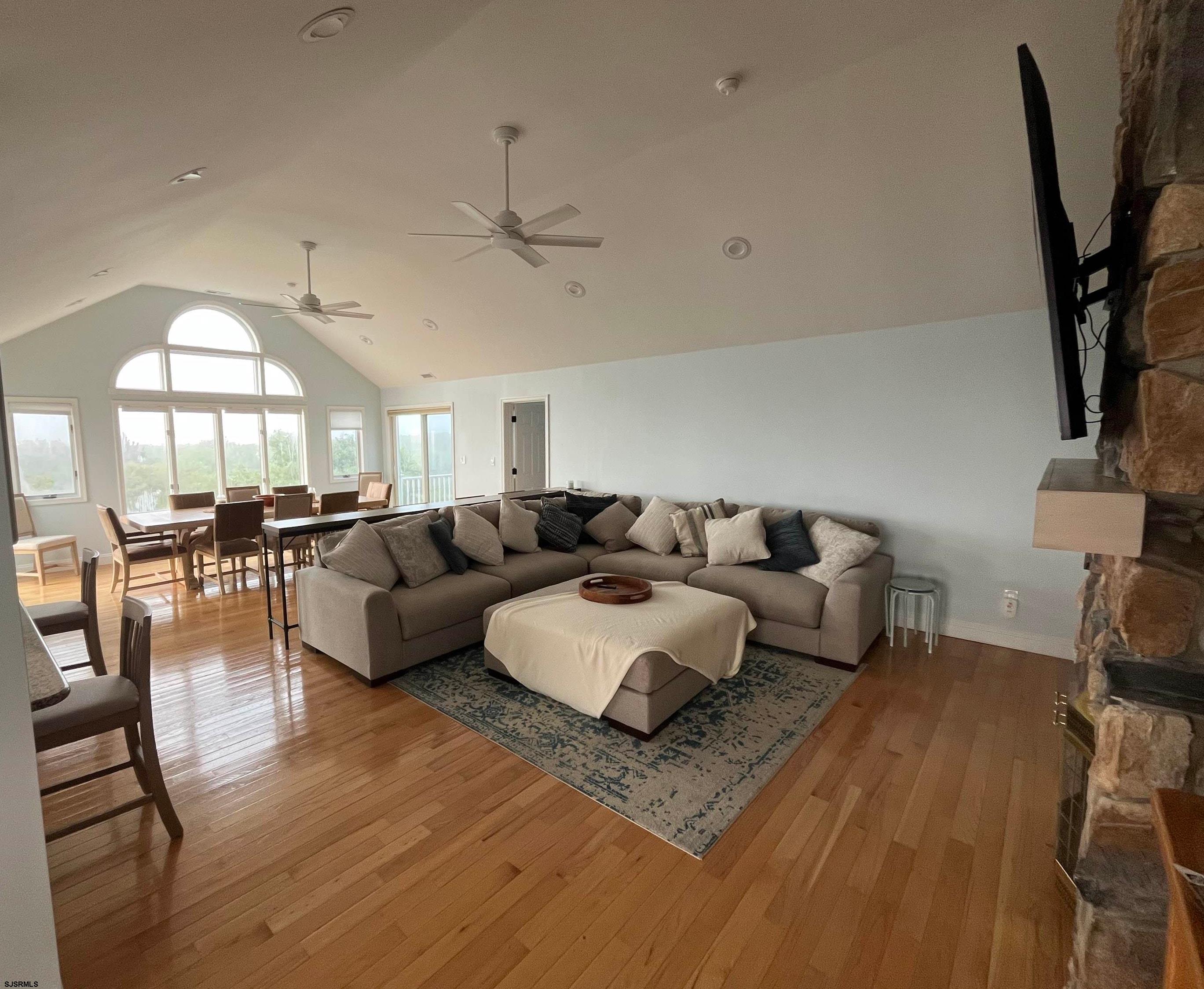 402 17th Street South Brigantine, NJ 08203 - Photo 2 of 23