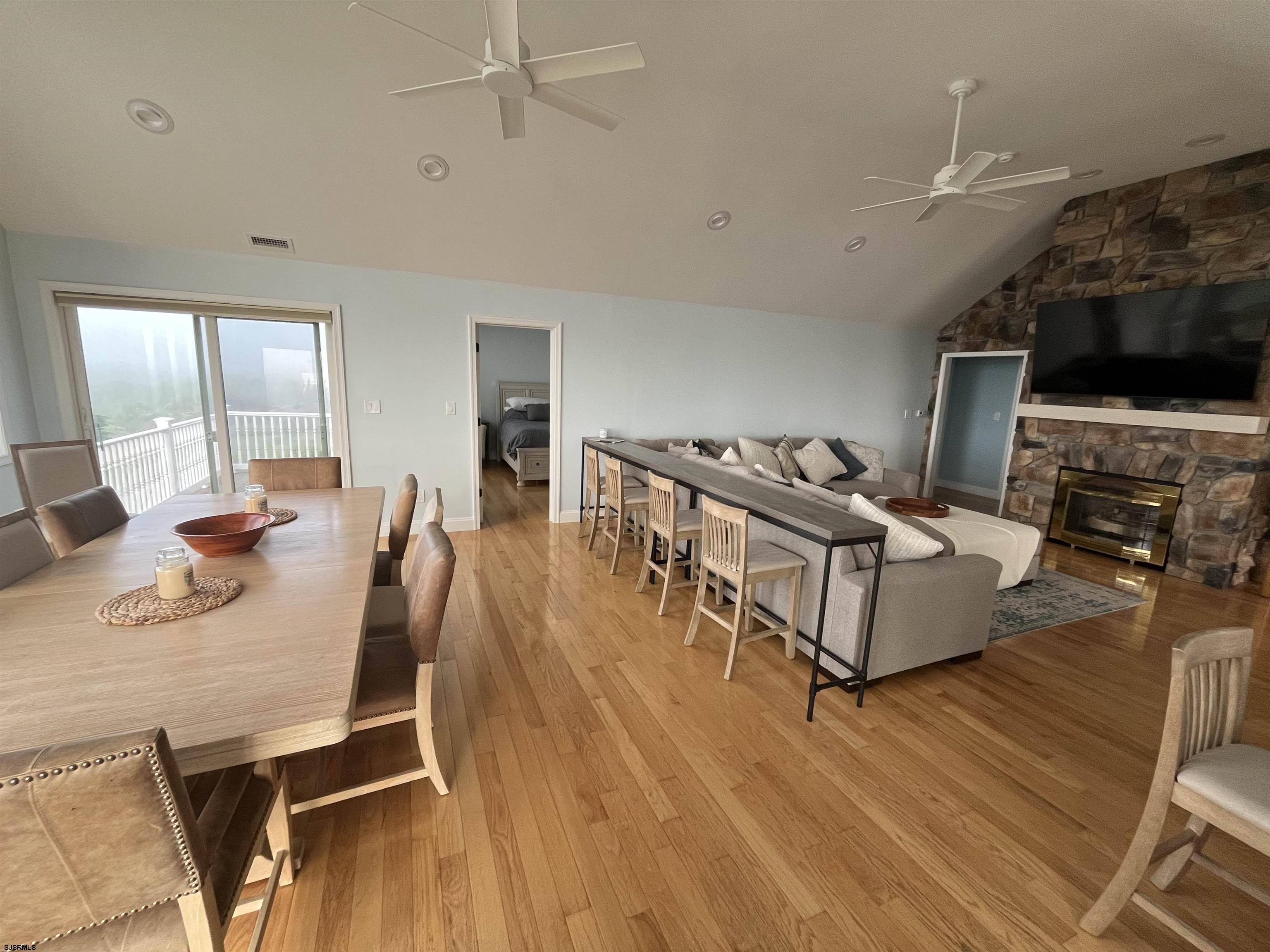 402 17th Street South Brigantine, NJ 08203 - Photo 3 of 23