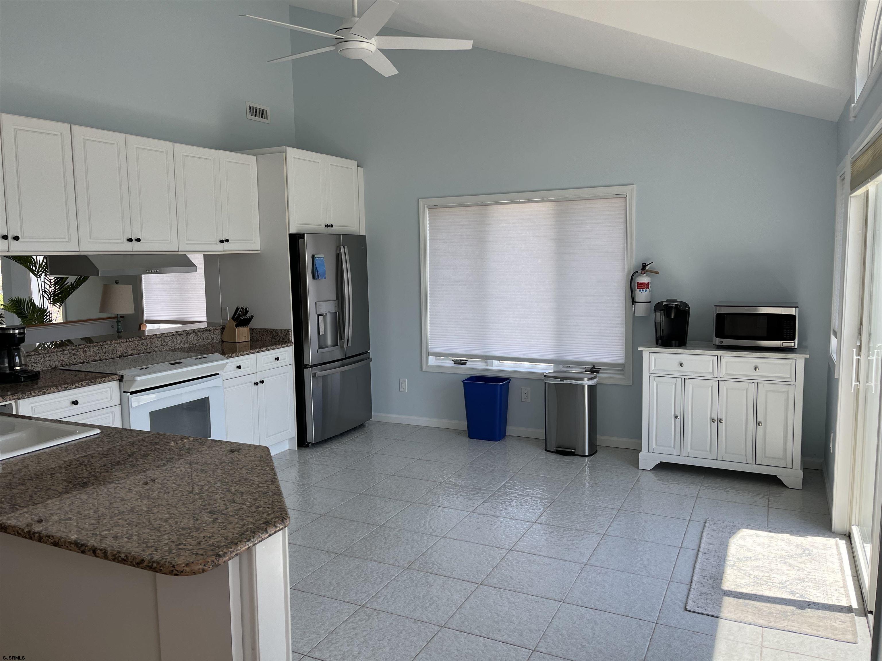 402 17th Street South Brigantine, NJ 08203 - Photo 6 of 23