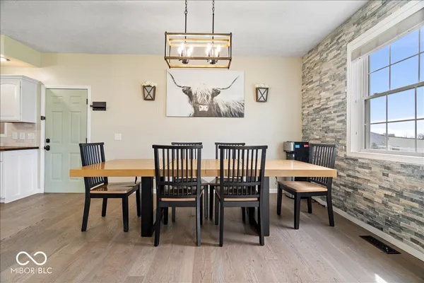 $549,900 | 7195 West 700 North, Fairland, IN 46126