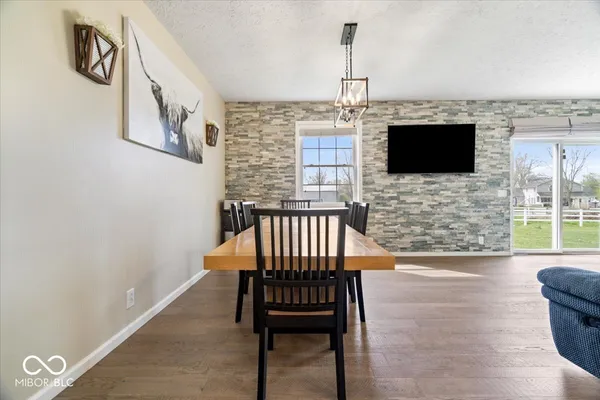 $549,900 | 7195 West 700 North, Fairland, IN 46126