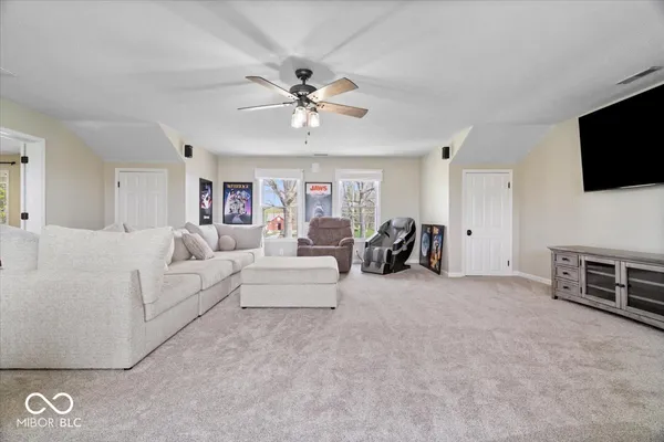 $549,900 | 7195 West 700 North, Fairland, IN 46126
