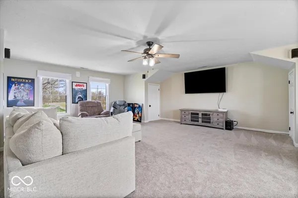 $549,900 | 7195 West 700 North, Fairland, IN 46126