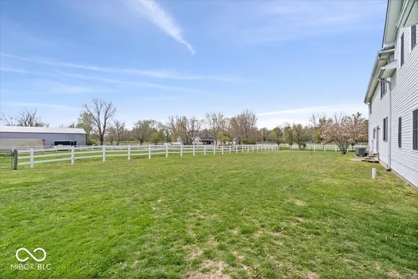 $549,900 | 7195 West 700 North, Fairland, IN 46126