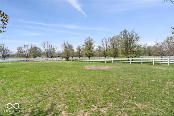 $549,900 | 7195 West 700 North, Fairland, IN 46126