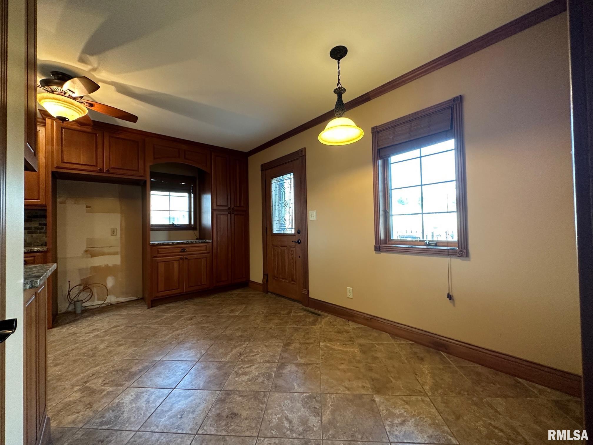 1737 Spring Street Quincy, IL 62301 - Photo 9 of 29