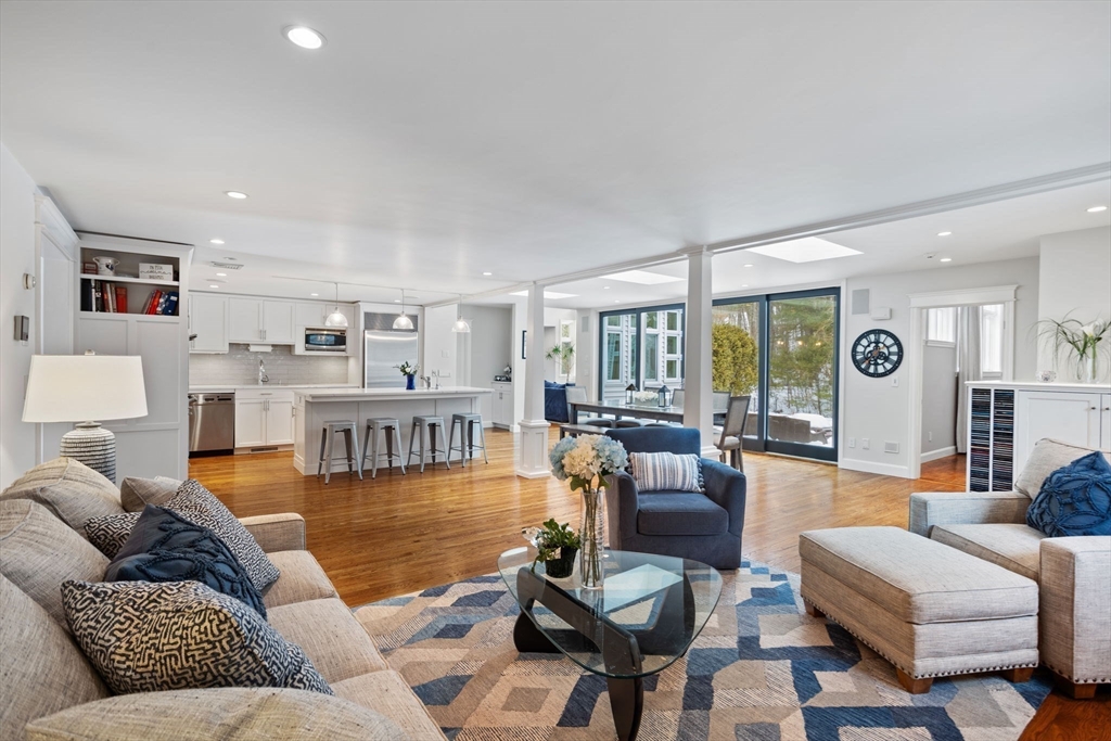 6 Meadowbrook Road Wellesley, MA 02481 - Photo 17 of 26 Gallery Image 17