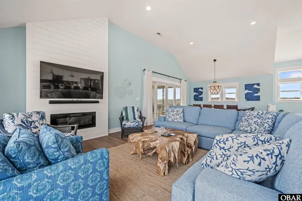 $2,100,000 | 2355 Sandfiddler Road, Unit 13, Corolla, NC 27927