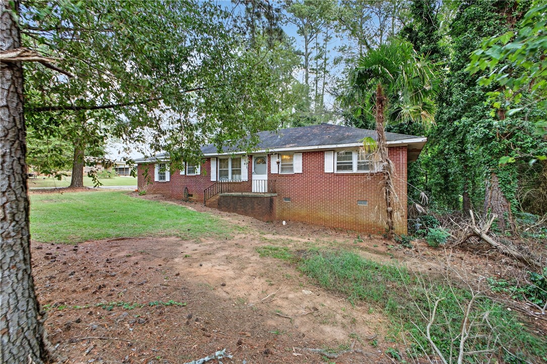 1408 Forest Lane Anderson, SC 29621 - Photo 2 of 43