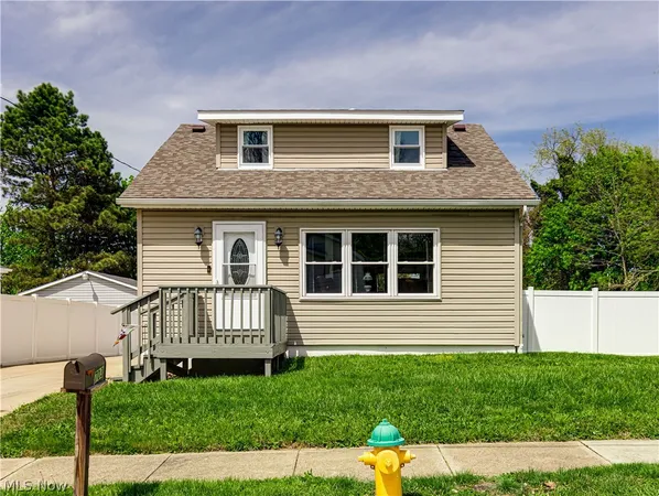 $164,500 | 703 Annapolis Avenue, Akron, OH 44310