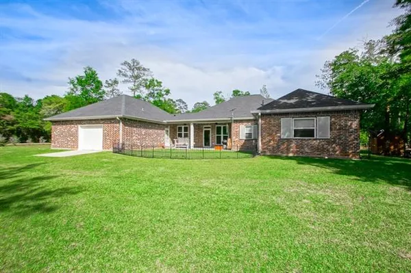 $469,900 | 28264 Heart Of The Forest Boulevard, Folsom, LA 70437