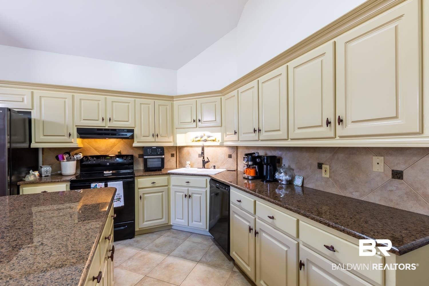 9175 Clubhouse Drive Foley, AL 36535 - Photo 11 of 42