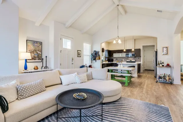 $944,000 | 1000 Morrow Street, Austin, TX 78757