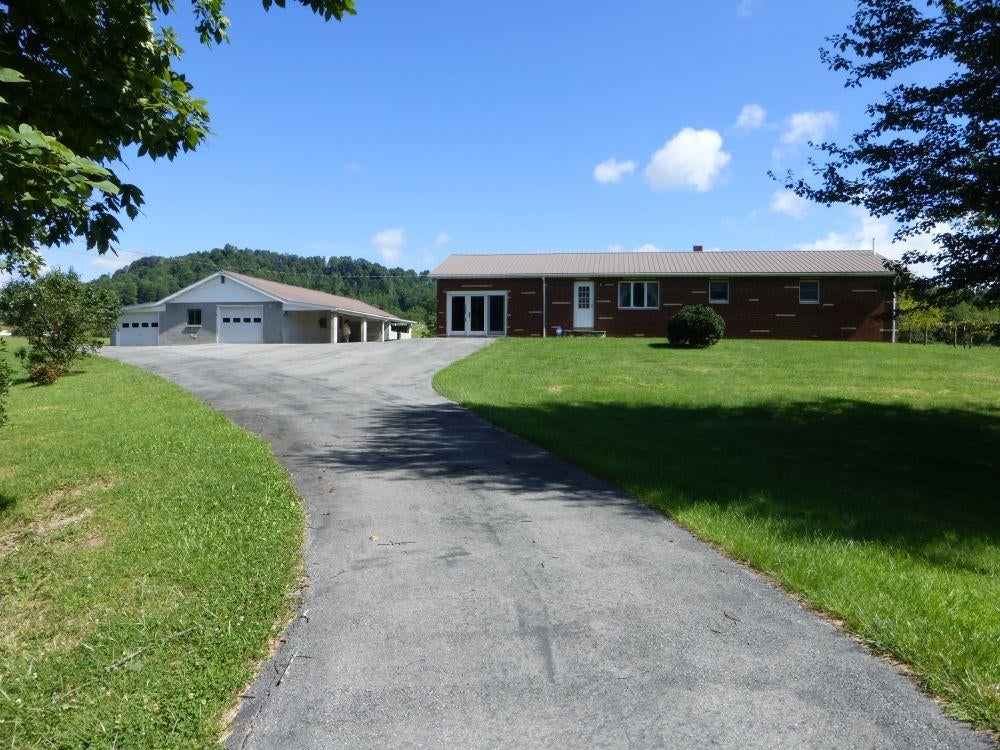 17344 North State Rte 20 Meadow Bridge, WV 25976 - Photo 6 of 41 Gallery Image 6