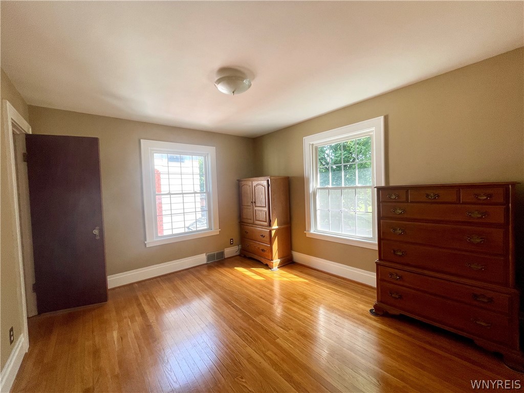 145 Potters Road Buffalo, NY 14220 - Photo 21 of 32