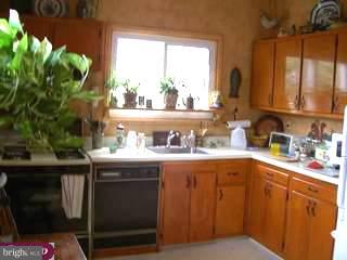 512 Greystone Road Ambler, PA 19002 - Photo 4 of 6 Gallery Image 4