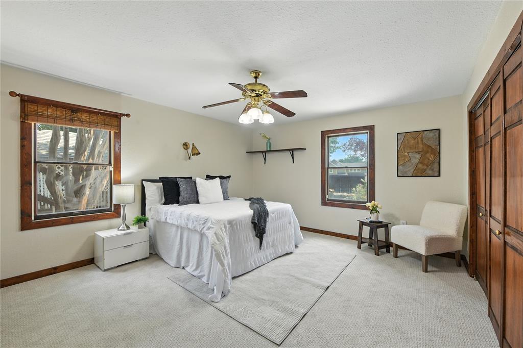 1323 Dublin Street Grapevine, TX 76051 - Photo 23 of 40